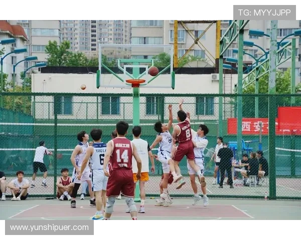 冈萨加大学与北卡罗来纳大学的篮球对决精彩回顾与分析